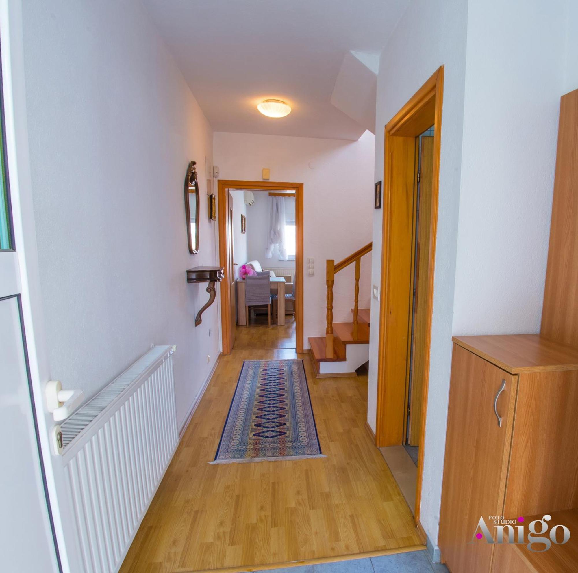 Apartment Ado Mostar Exterior photo