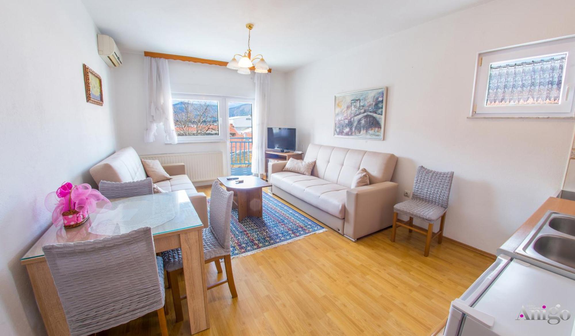 Apartment Ado Mostar Exterior photo