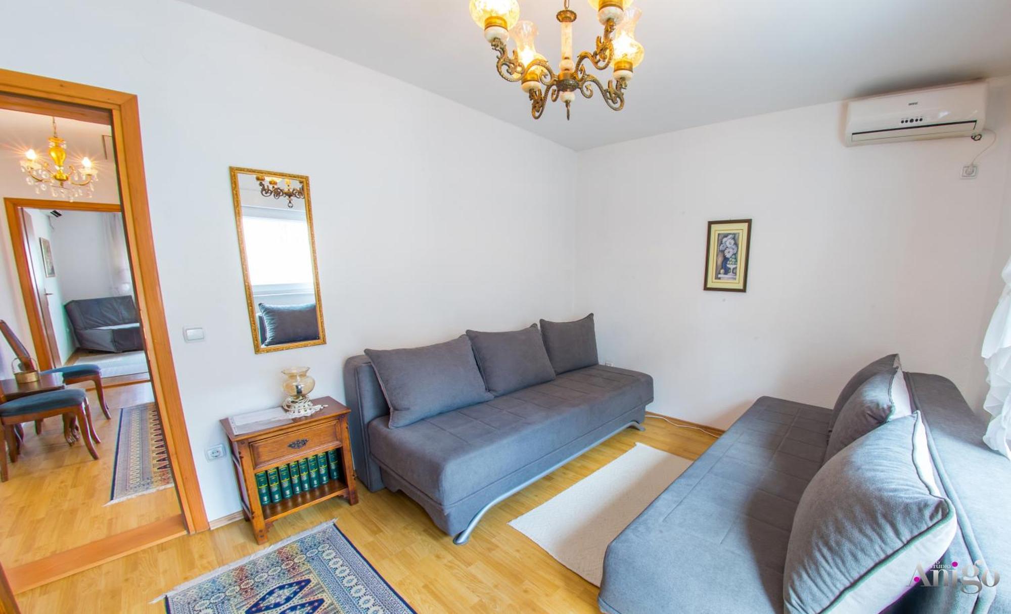 Apartment Ado Mostar Exterior photo
